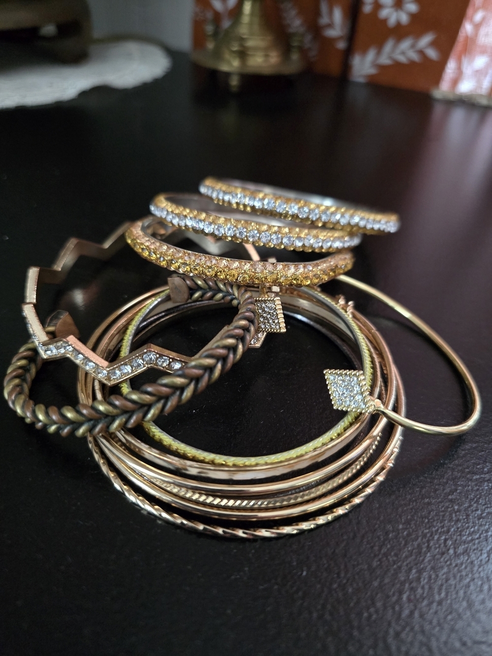 Elegant Mixed-Metal Crystal Bangle Bracelet Set - Rose Gold & Gold